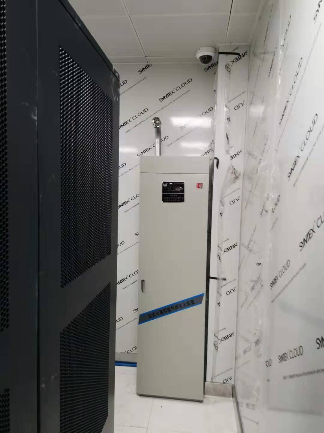 機房內的柜式七氟丙烷滅火裝置